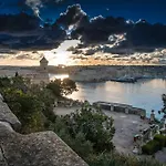 Harbour View *