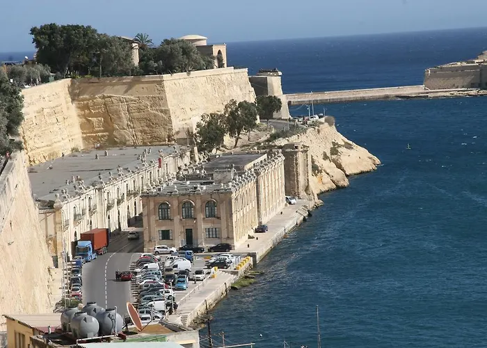 Harbour View Βαλέτα