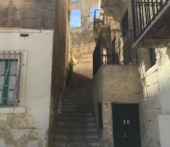 דירה Harbour View